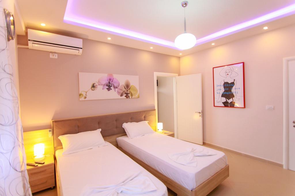 Blue Sea Apartments Саранде Екстериор снимка