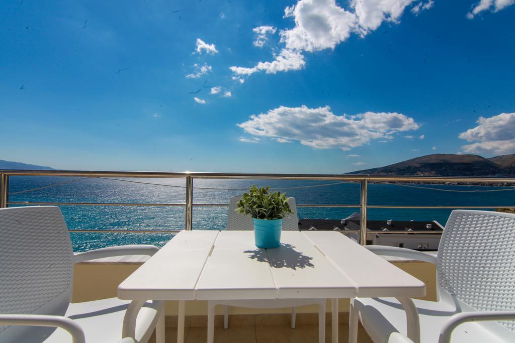 Blue Sea Apartments Саранде Екстериор снимка
