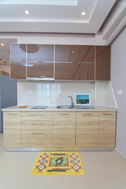 Blue Sea Apartments Саранде Екстериор снимка