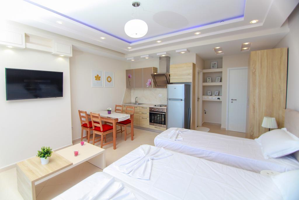Blue Sea Apartments Саранде Екстериор снимка